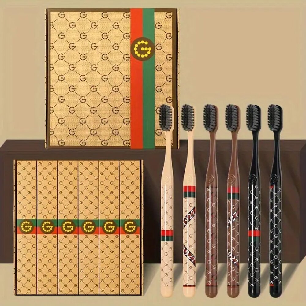 Luxury in Every Stroke: Designer-Inspired Toothbrush Set by Gucci - Picture 4 of 6
